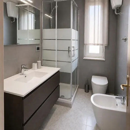 A Due Passi Dal Centro Di *