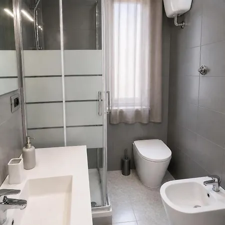 A Due Passi Dal Centro Di Gênes